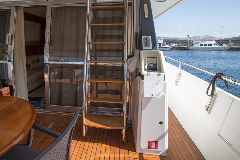 Les rêves italiens commencent en mer : une croisière de 9 heures au cœur de Milazzo