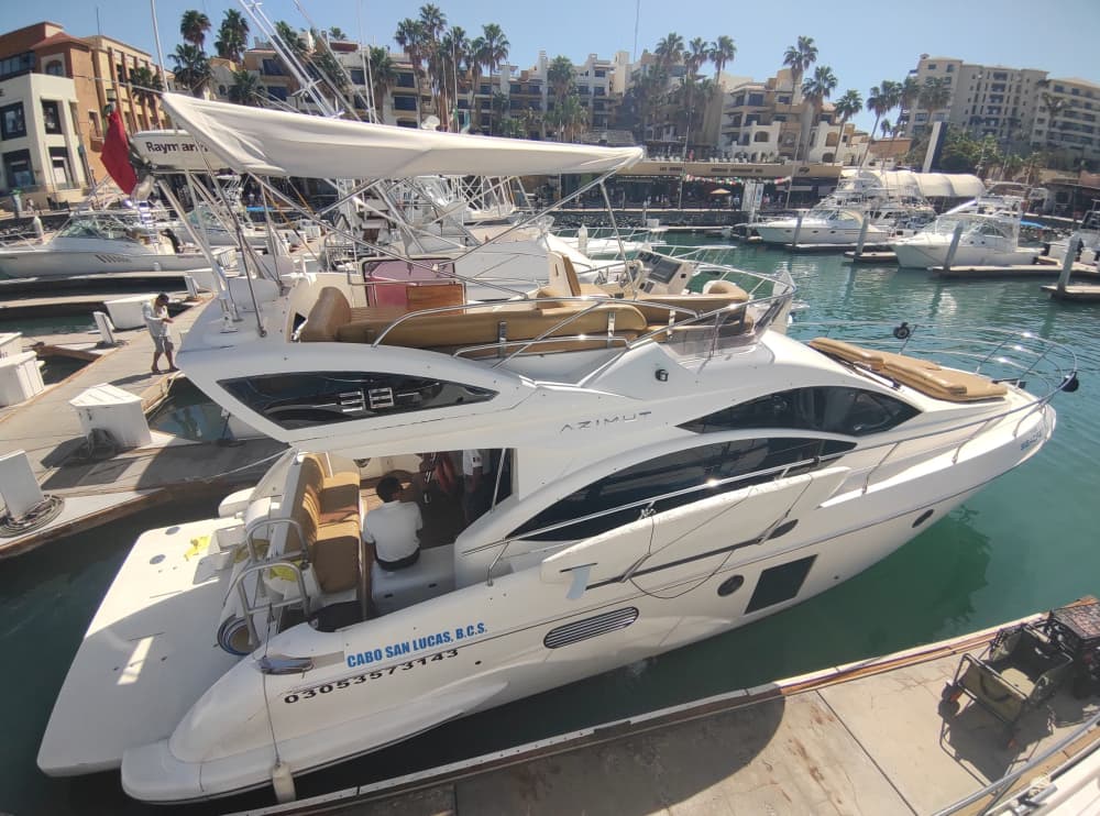 Verken Cabo San Lucas in een halve dag: huur een motorboot voor 4 uur.