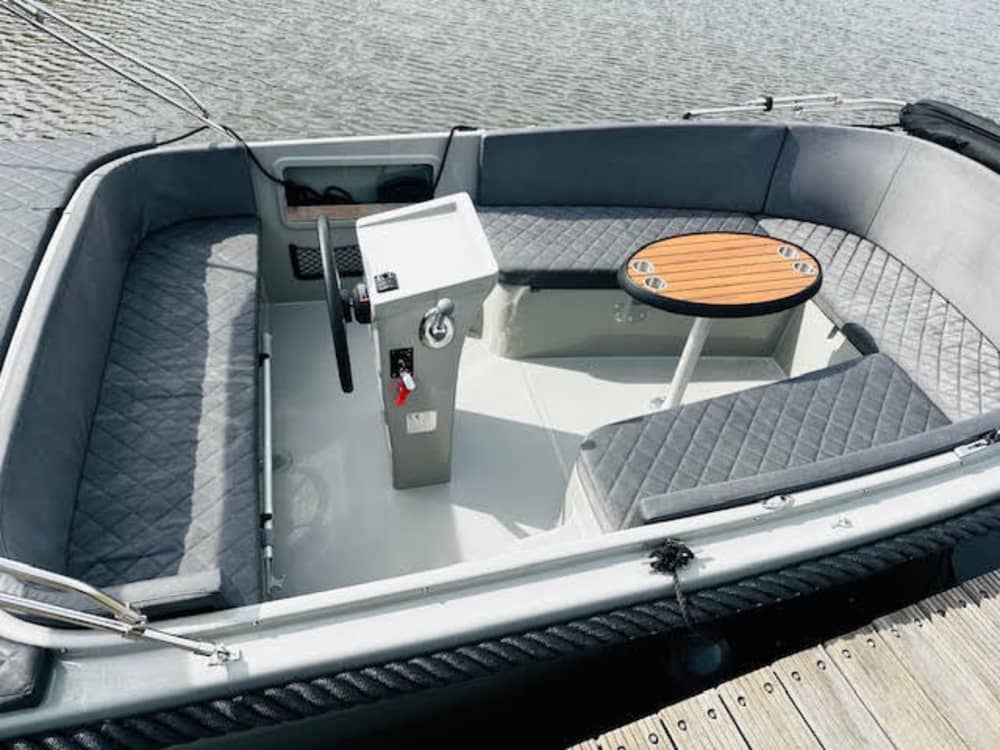 The best of Almere is on the water: Your private full day on a motorboat