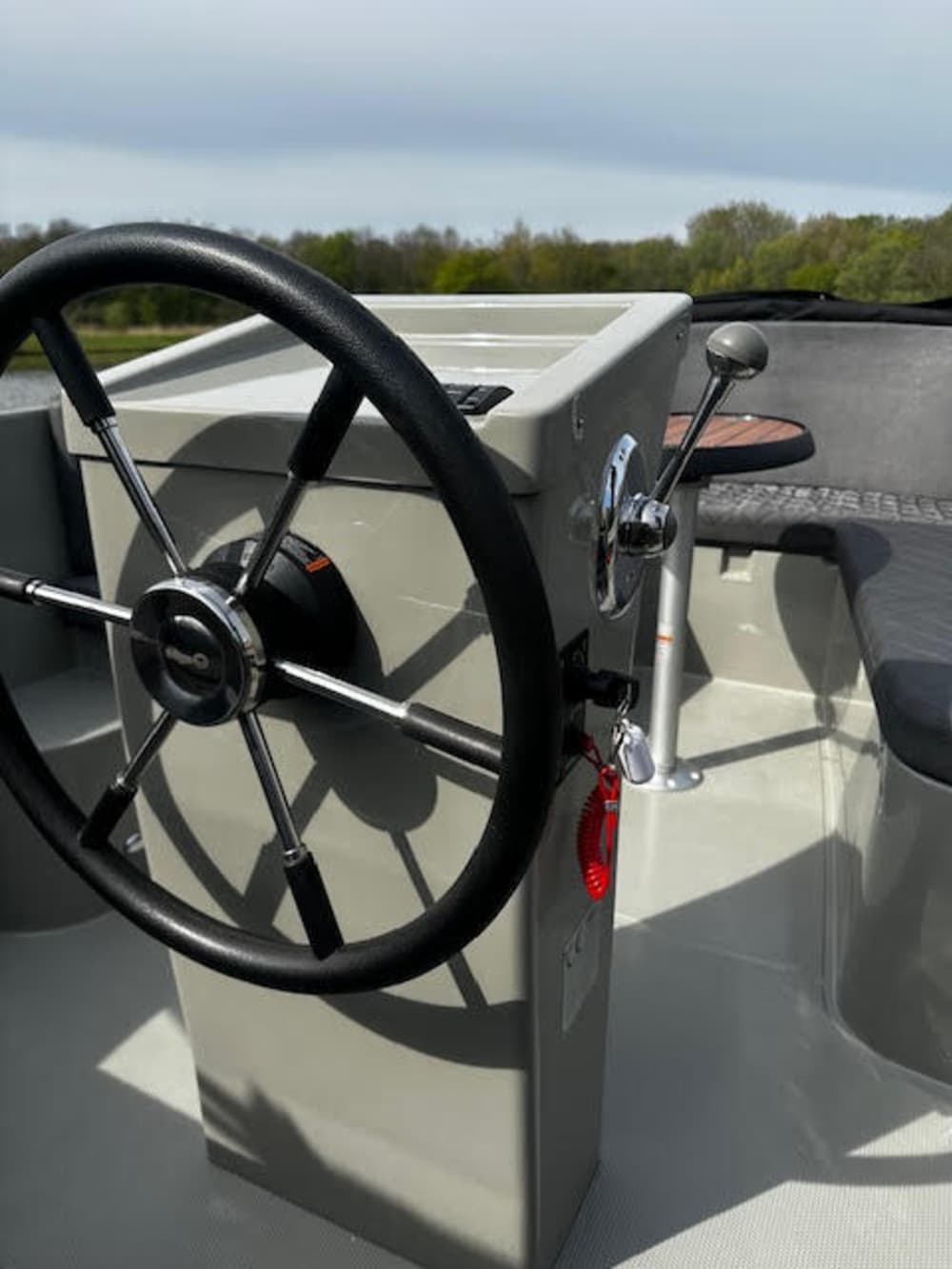 The best of Almere is on the water: Your private full day on a motorboat