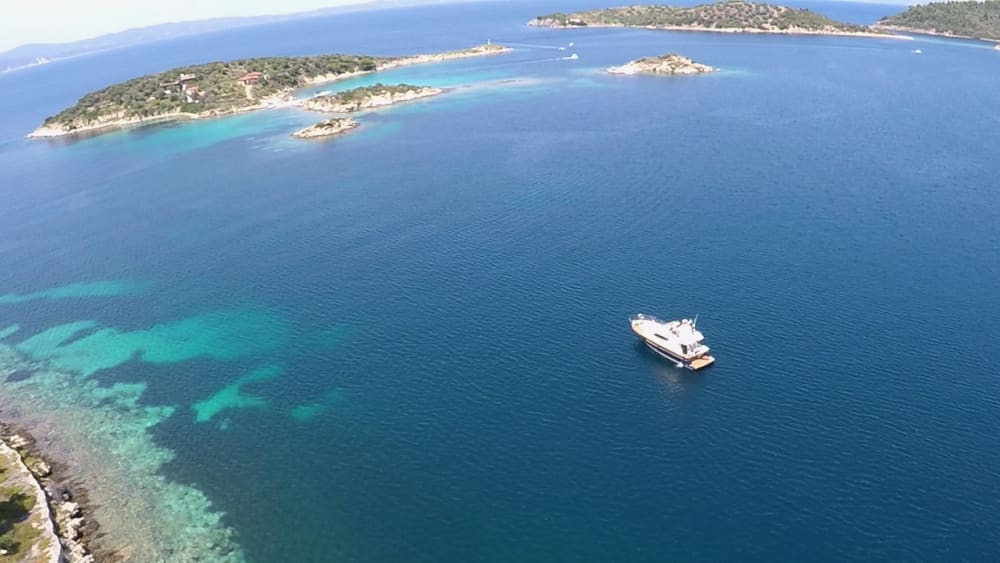 Escapade insulaire : une journée complète à la découverte des merveilles d'Ammouliani et de Diaporos