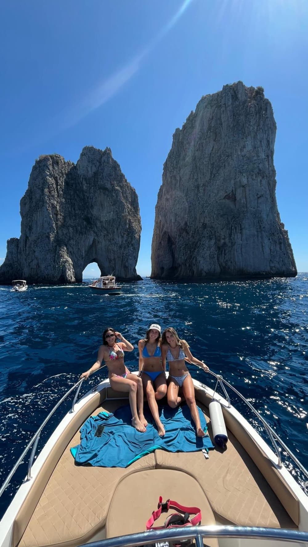 Capri Tour – Explore the Island of Wonders