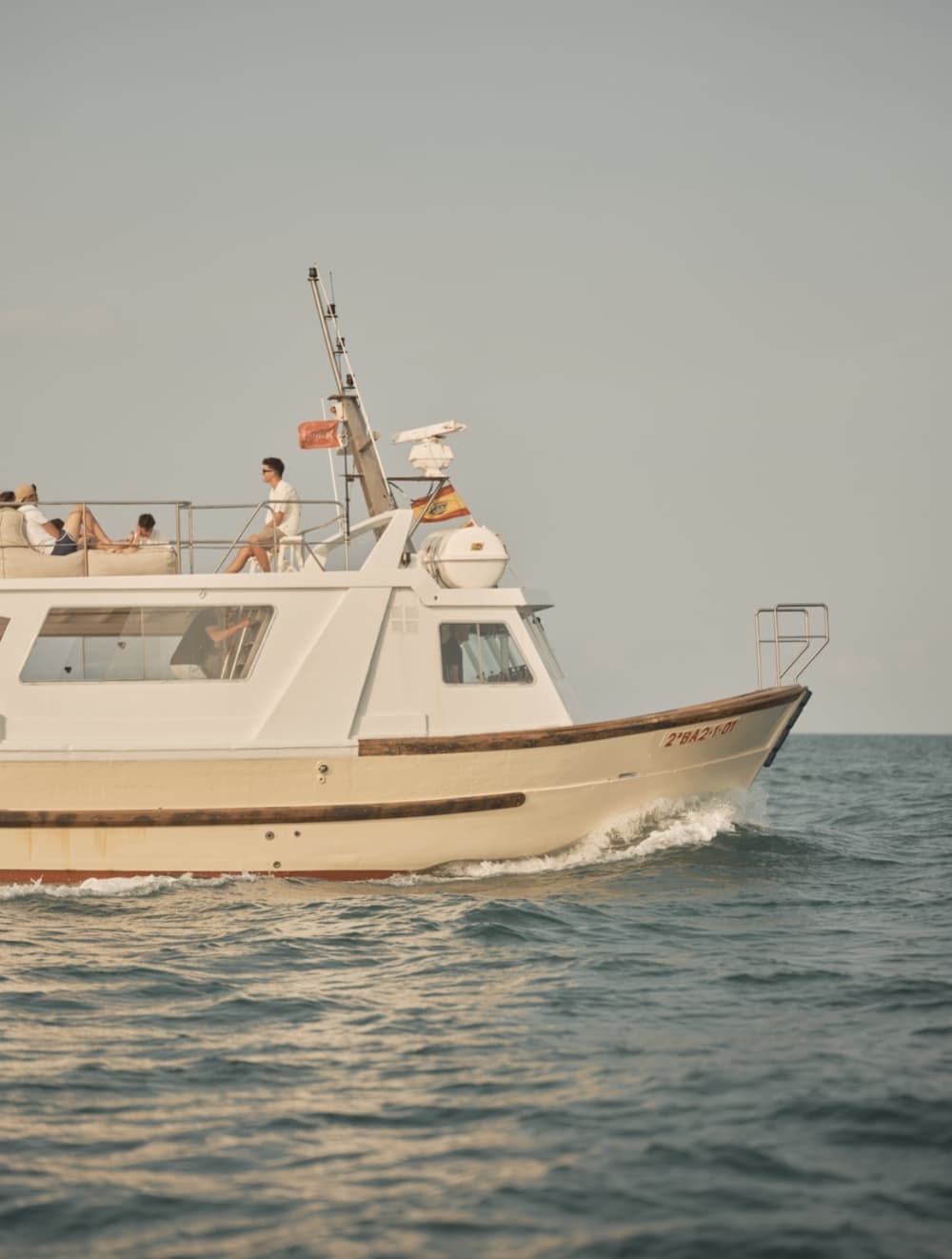 Festa com Ostras – Cruzeiro Costeiro de 2 Horas e Delícias Marinhas em Islas Medas