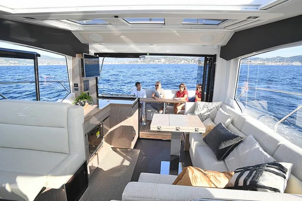 Profitez du soleil lors d'une excursion en bateau de 9 heures à La Trinité-sur-Mer