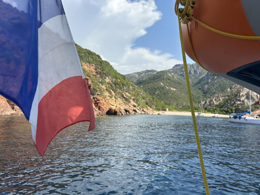 Découvrez Ajaccio lors d'une excursion d'une journée en voilier.