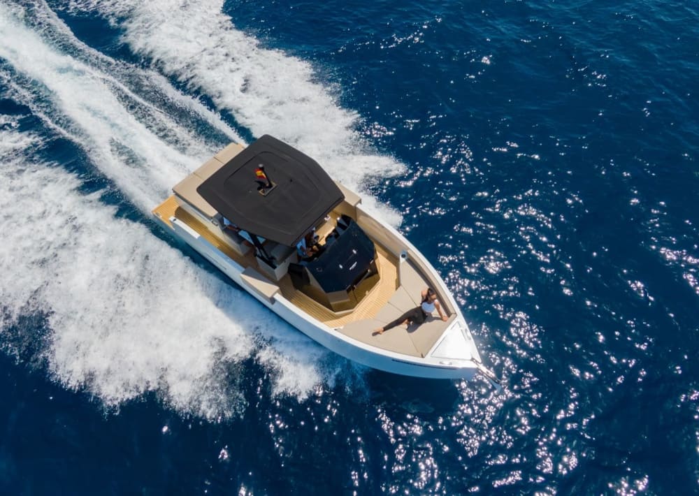 À la découverte des eaux turquoise et des criques secrètes le long de la côte de Dénia