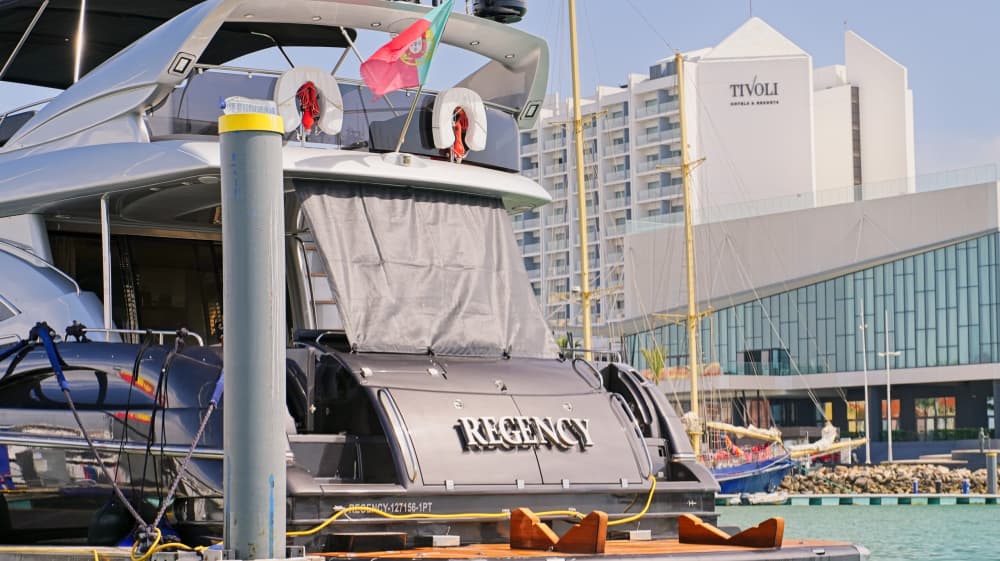 Half-day trip in Vilamoura on a motor yacht