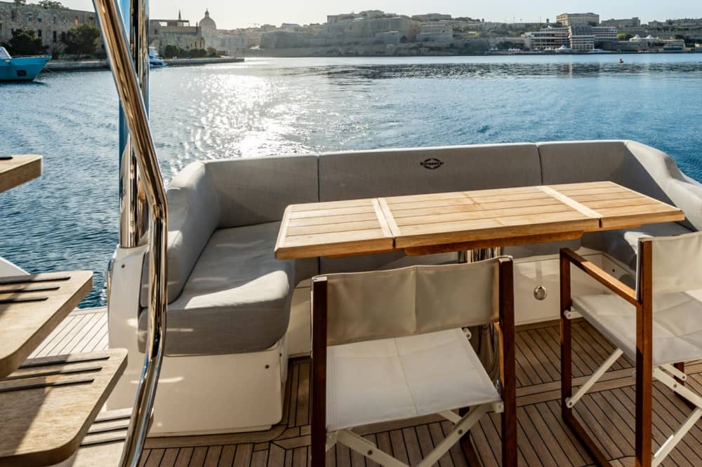 Аренда яхты на целый день – изысканный круиз на борту Sunseeker Manhattan 66