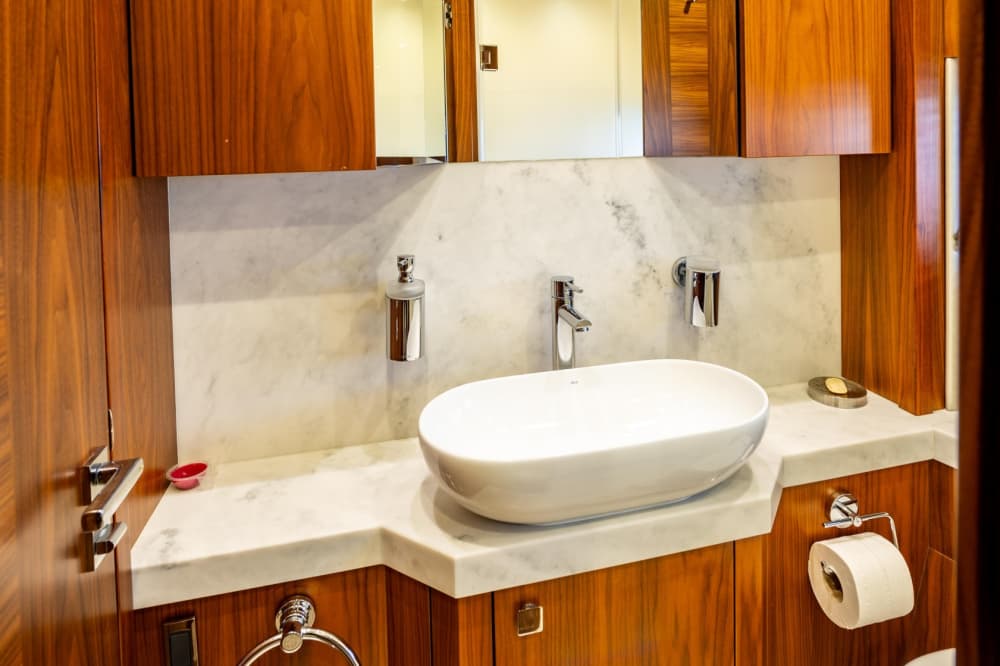 Аренда яхты на целый день – изысканный круиз на борту Sunseeker Manhattan 66