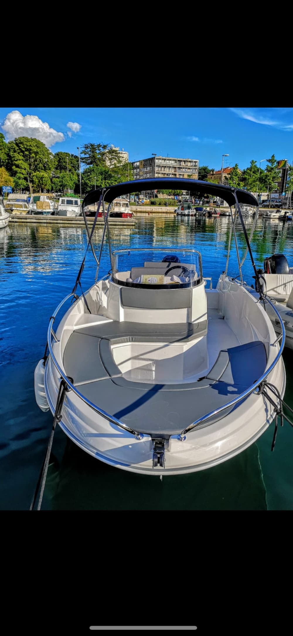 One day in Lumbarda on a motorboat