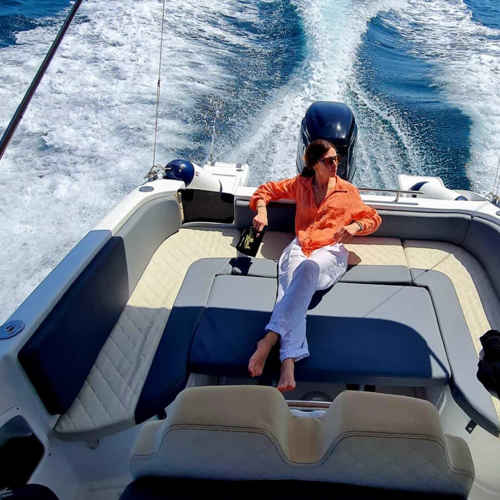 Departure from Amalfi to Positano: Full or Half Day of Luxury and Beauty