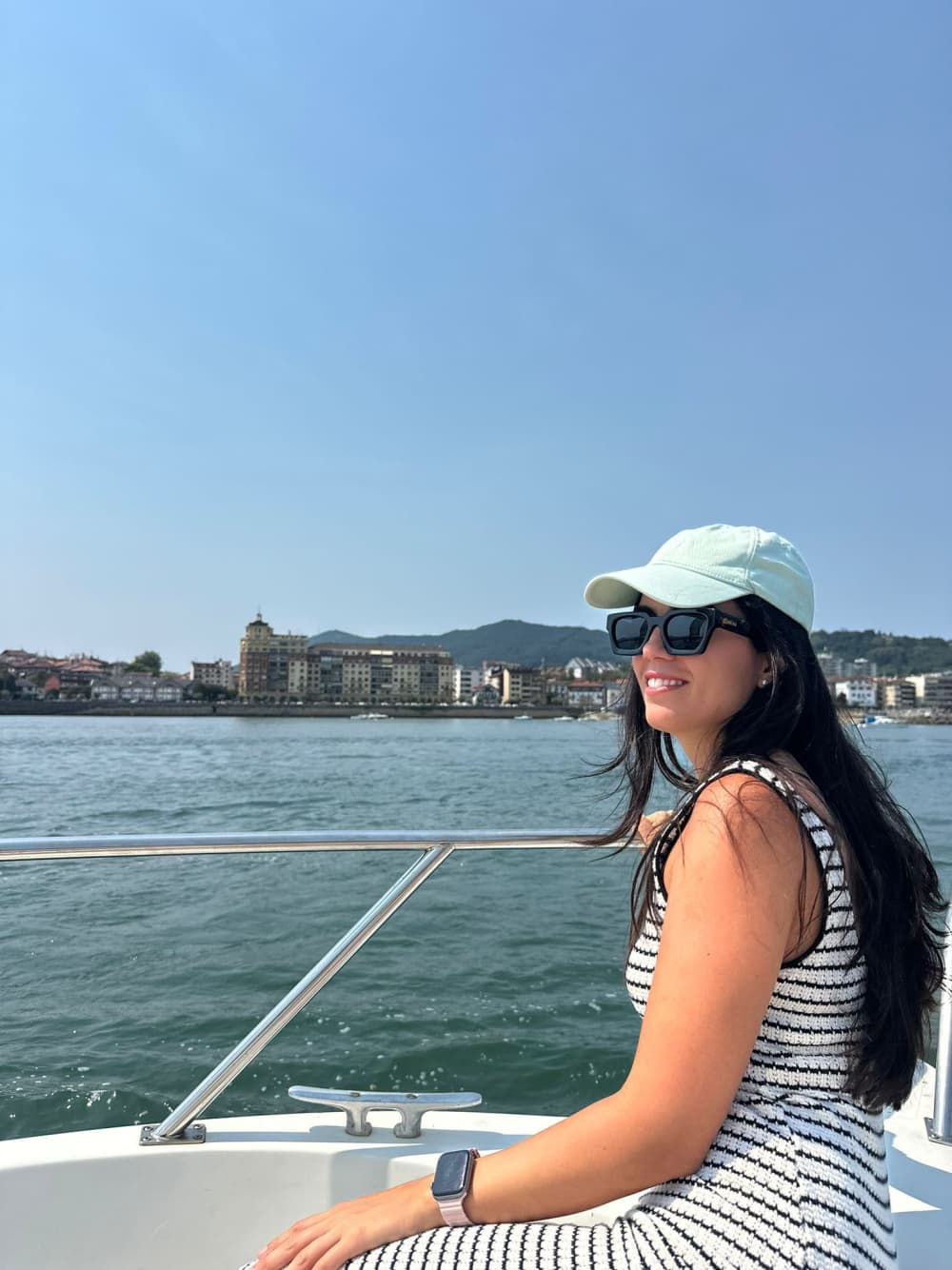 Détendez-vous lors d'une excursion en bateau de 3h30 à Hondarribia