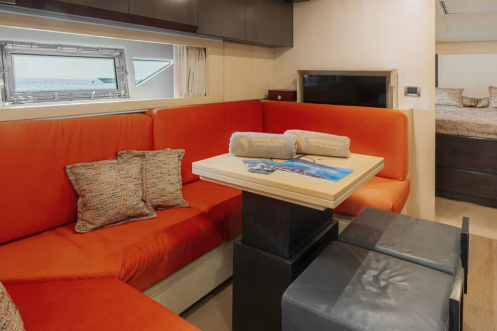 Privé boottocht op Capri vanuit Positano – Blauwe Grot, Faraglioni & Zwemmen