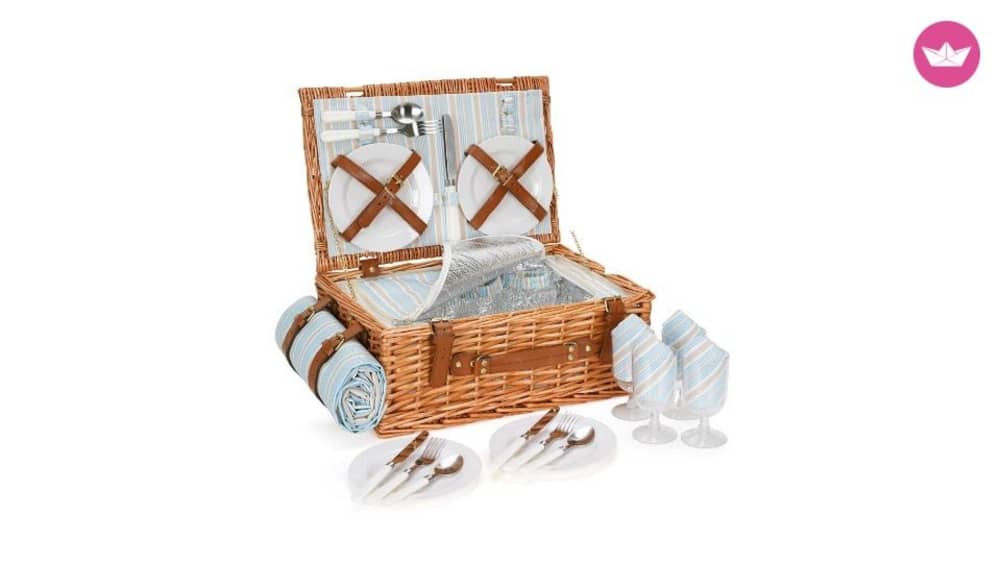 A magical escape at sunrise or sunset in the bay of Lavandou