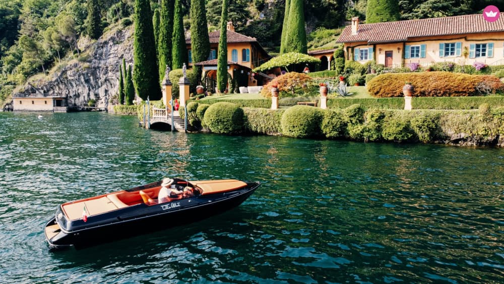 Comer See wie ein Star: Eine ganztägige klassische Bootstour