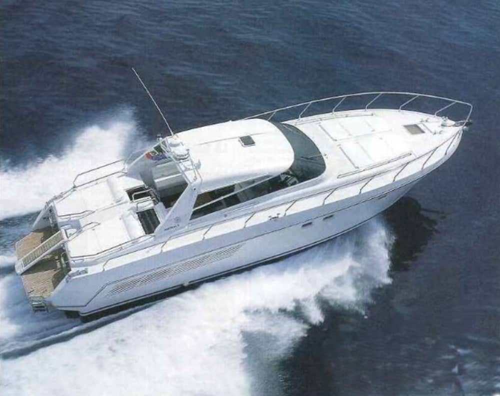 Les rêves italiens commencent en mer : une croisière de 9 heures au cœur de Torre del Greco