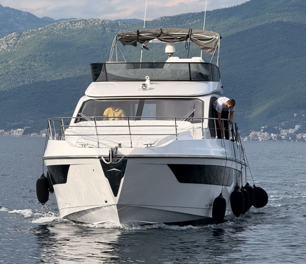 Excursión privada en barco por Tivat y el Adriático (8 horas)