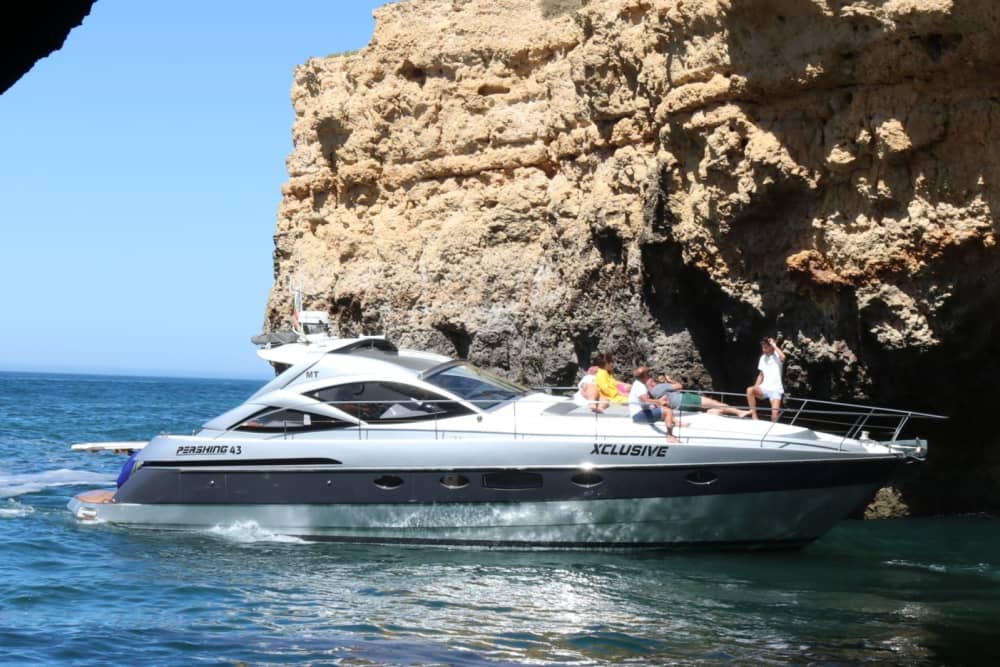 Excursion en bateau à moteur d'une demi-journée à Albufeira