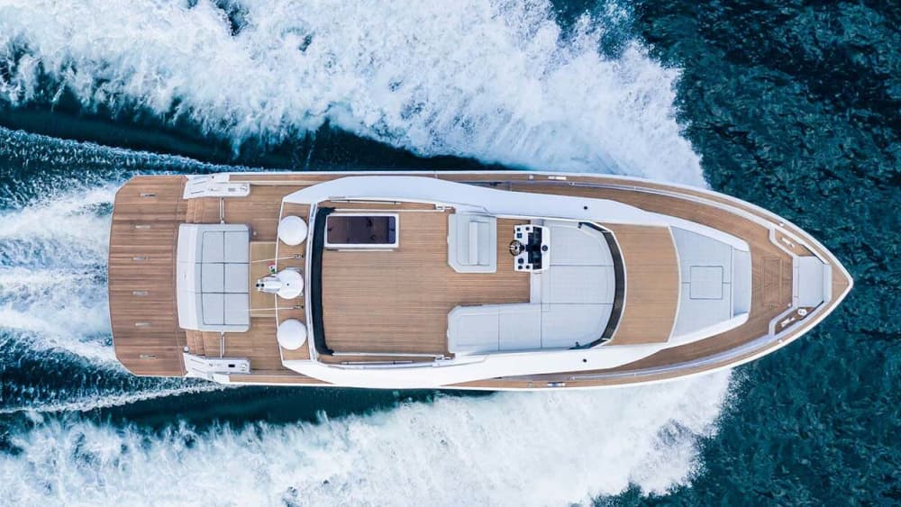 Luxury Yacht Experience – Grotta Azzurra & Faraglioni