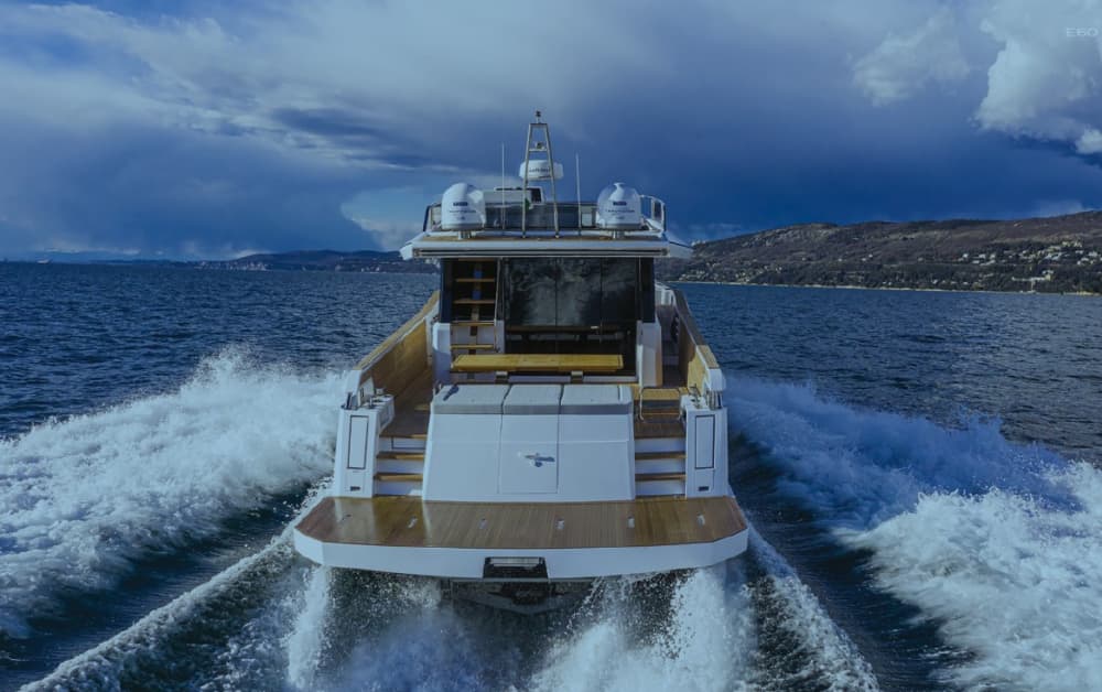 Luxury Yacht Experience – Grotta Azzurra & Faraglioni