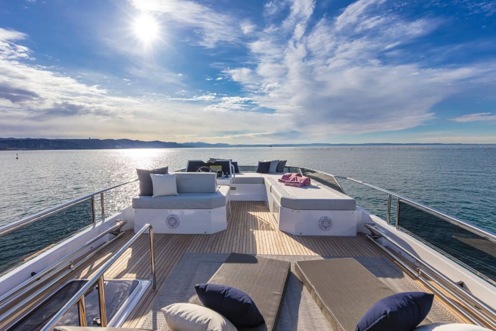 Luxury Yacht Experience – Grotta Azzurra & Faraglioni