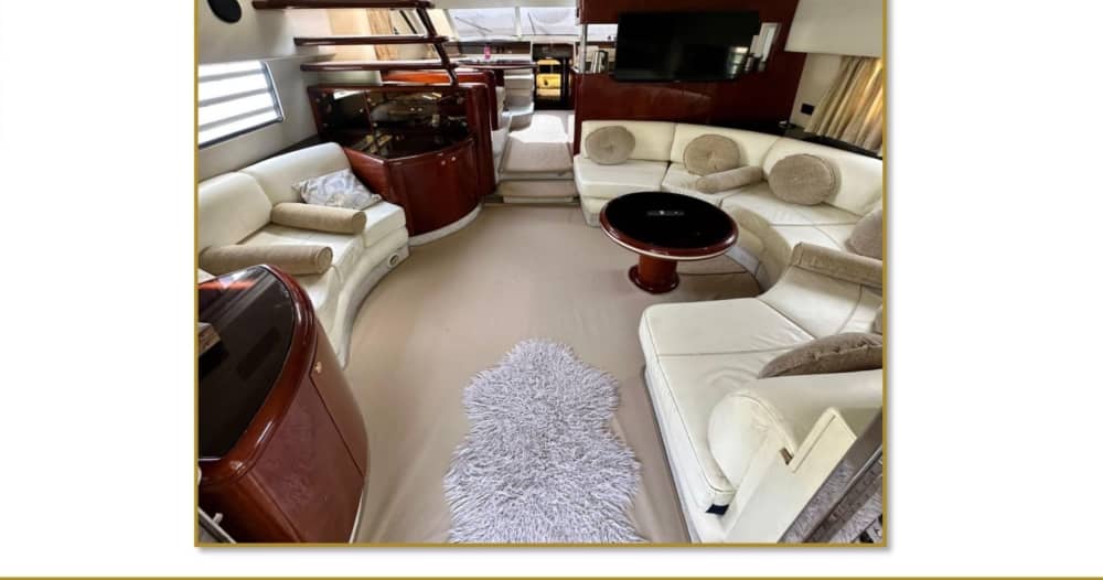 Disfruta de 9 horas en lancha motora para explorar Göcek.