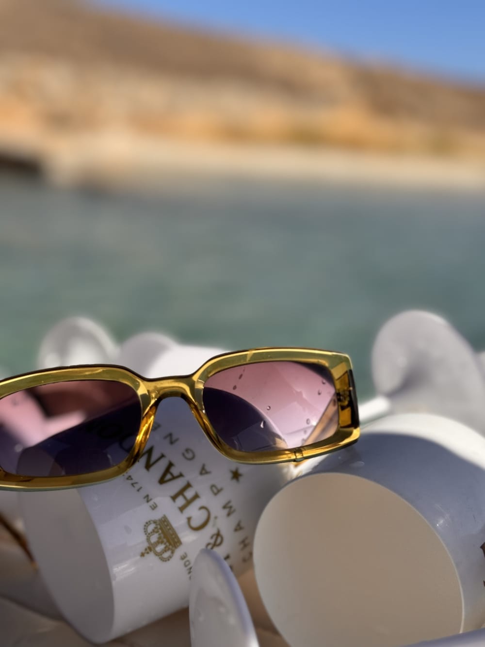 Su lancha motora privada para pasar un día alrededor de Syros.