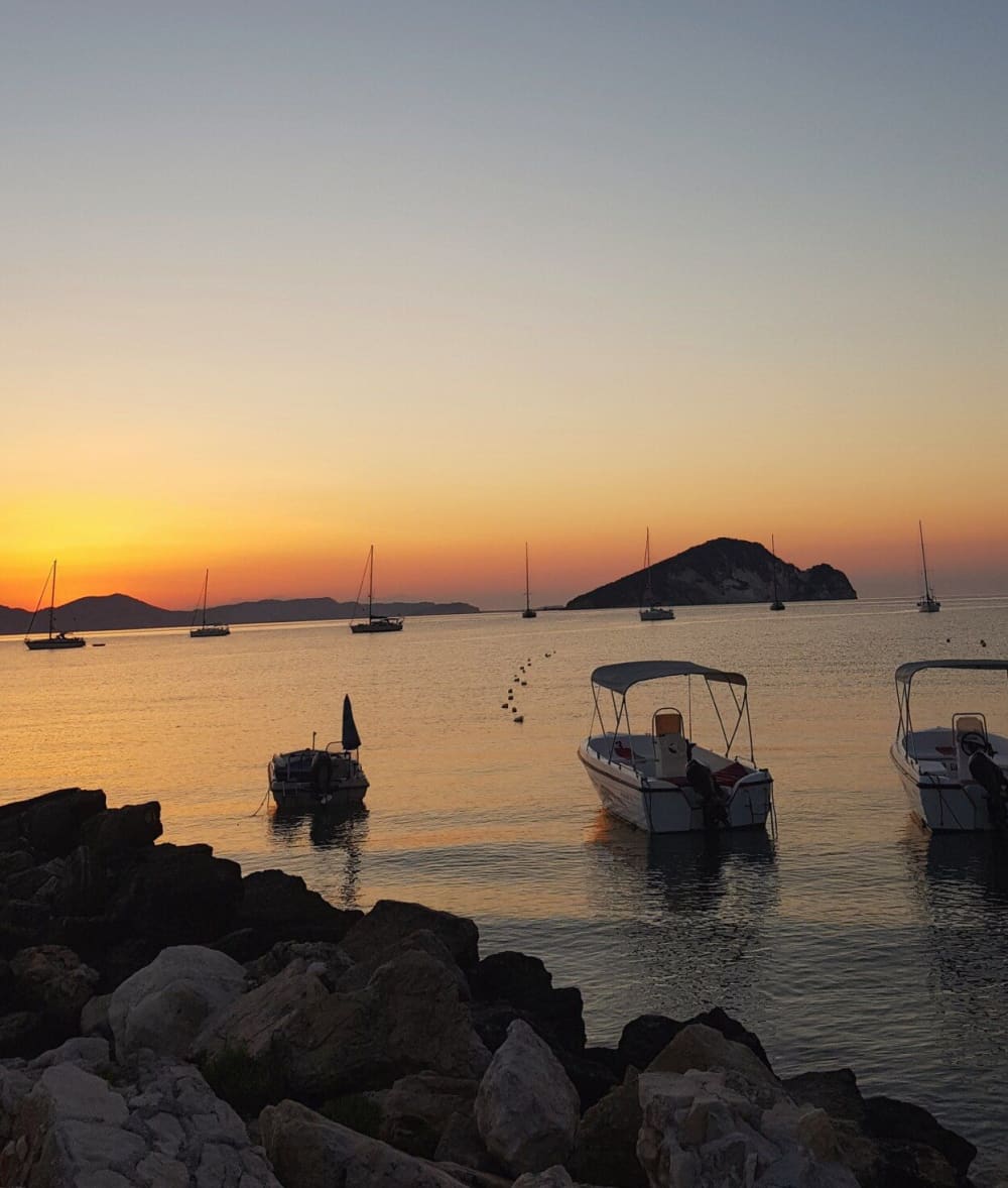 Keri Port nach Mizythres: Die blaue Odyssee