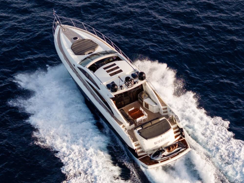 Prywatny rejs półdniowy – luksusowa ucieczka na pokładzie Sunseeker Predator 72