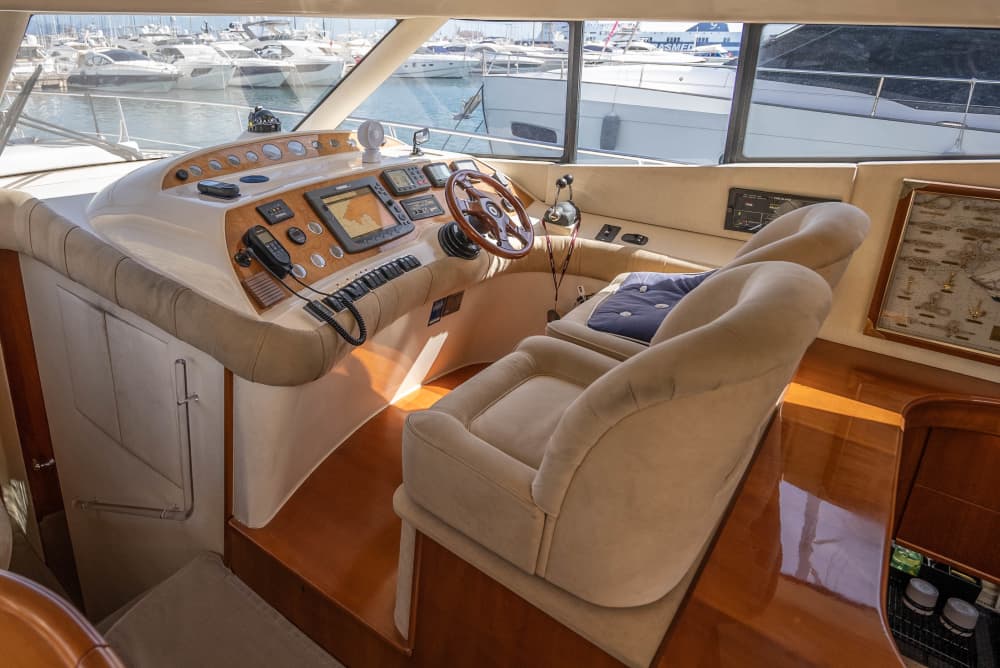 8h - Enjoy the coves in Palma Bay aboard El Travieso!!!