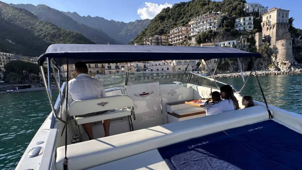 Positano Prestige: день моря и красоты на борту Tornado 38