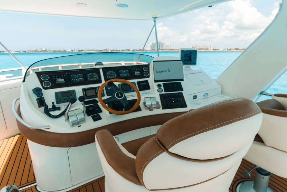 Odkryj Cancún: Cały dzień słońca na motorówce