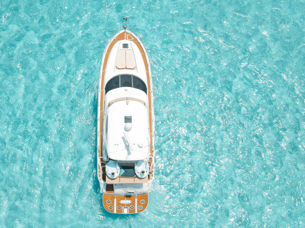 Scopri Cancún: una giornata intera di sole a bordo di un motoscafo.
