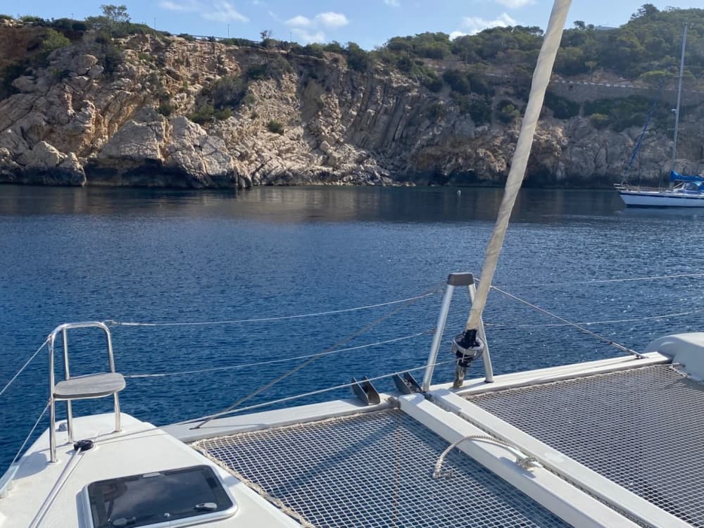 Explora las Islas Baleares: navegación de ensueño entre Ibiza y Formentera