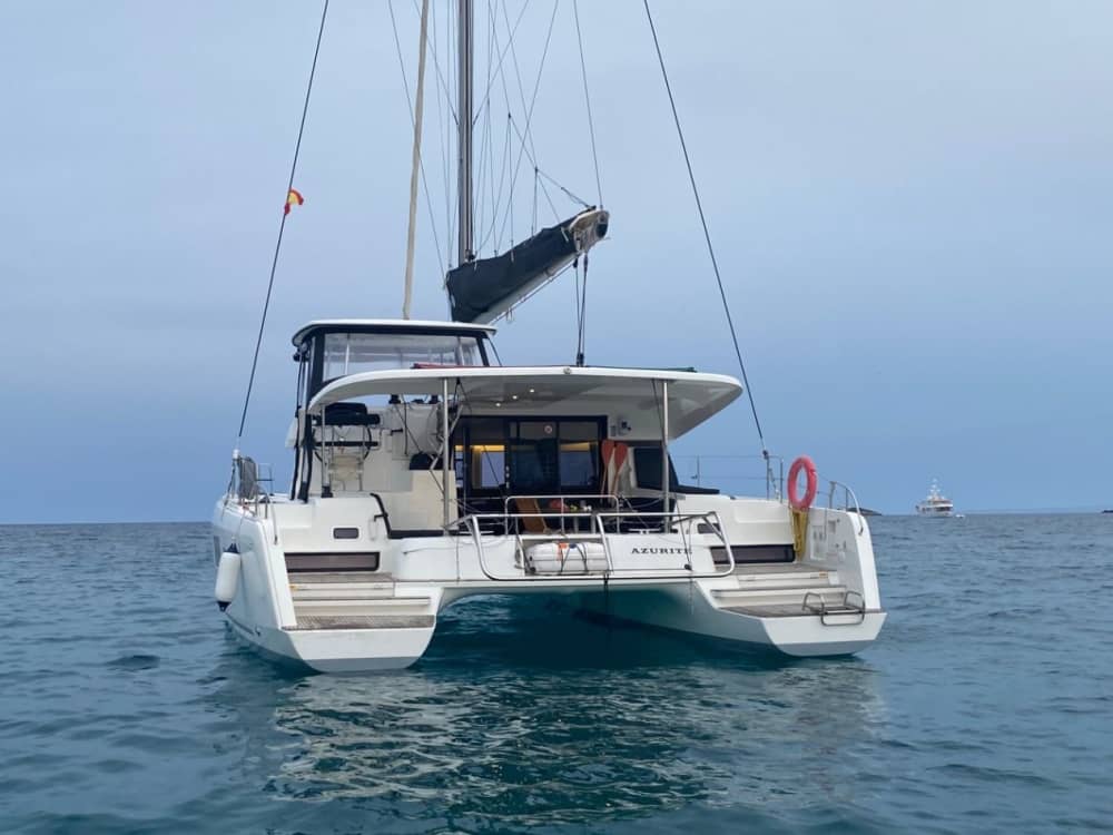 Explora las Islas Baleares: navegación de ensueño entre Ibiza y Formentera