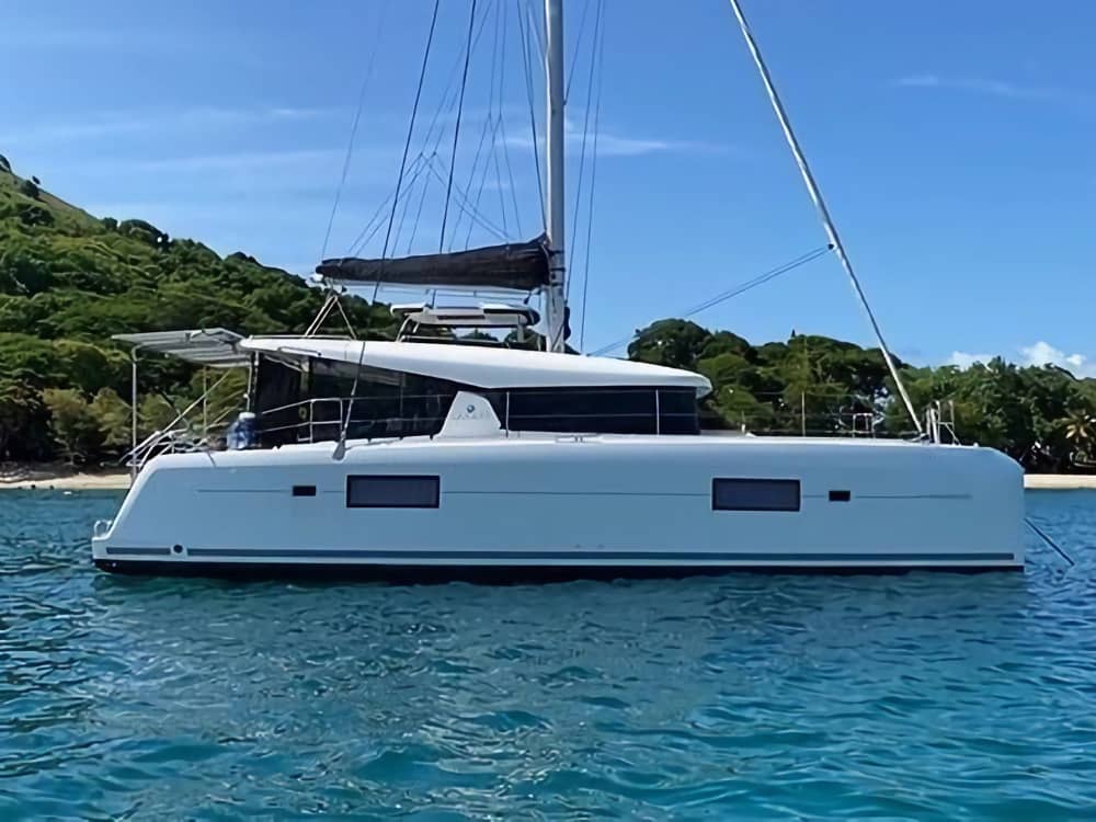 Full-day sailing trip in Grenada on a catamaran