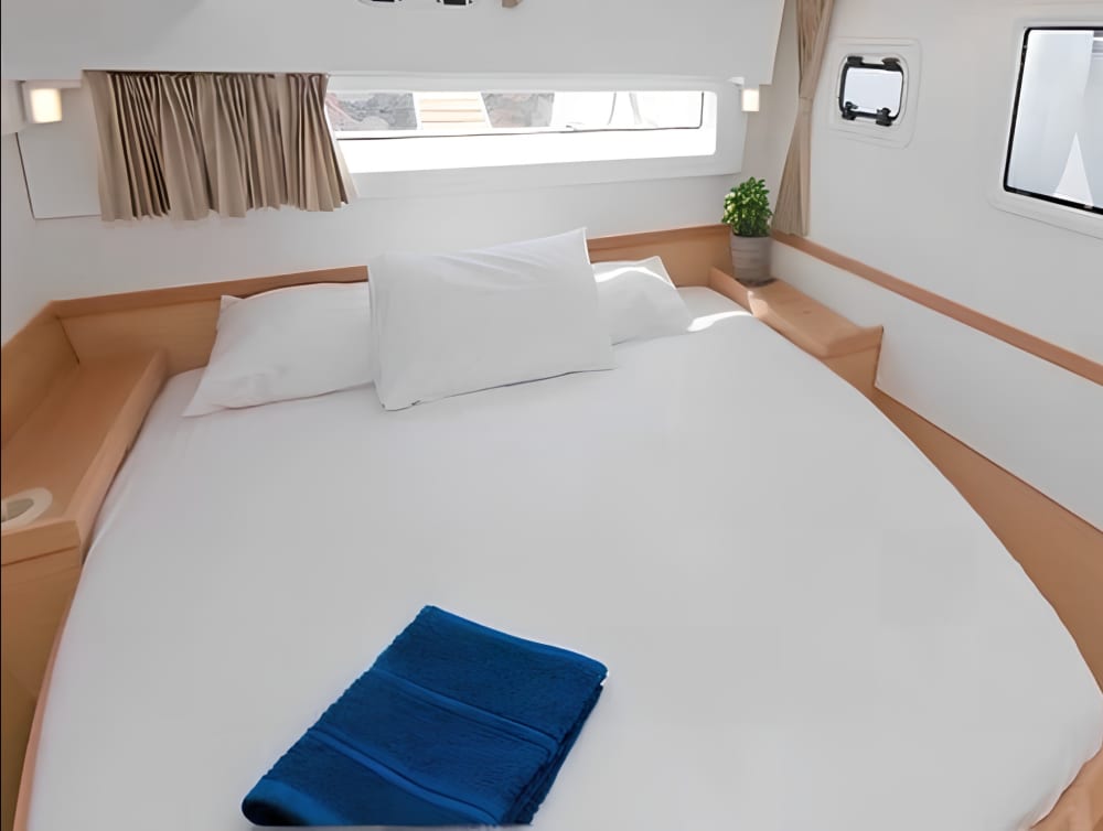 Full-day sailing trip in Grenada on a catamaran