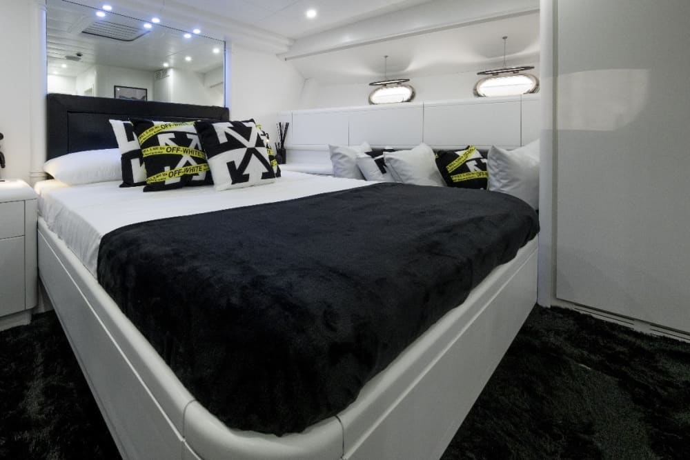 Full Day Tour - Exploring Formentera by Sea