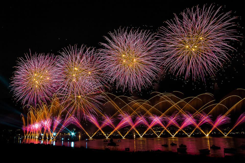 Het vuurwerk van Cannes vanaf de eerste rij & de avond in Lérins