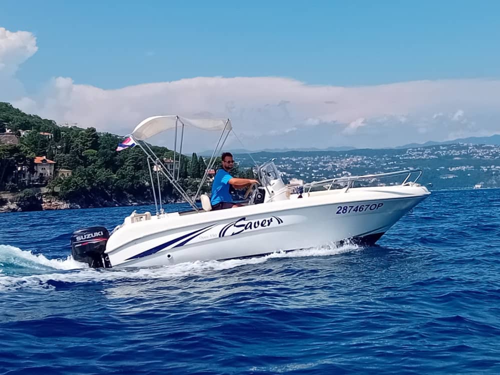 Goditi il sole con un'escursione in barca di 9 ore a Opatija.