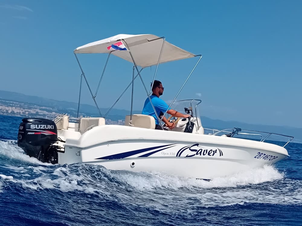 Goditi il sole con un'escursione in barca di 9 ore a Opatija.