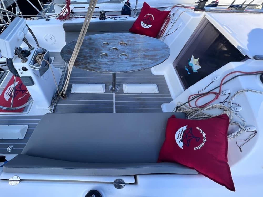 Utforska El Campello och njut av en heldags segling på en segelbåt