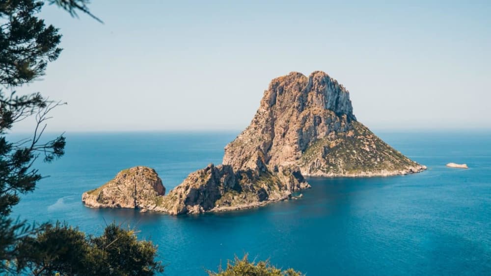 Las maravillas ocultas de Ibiza: un viaje a los mejores rincones secretos