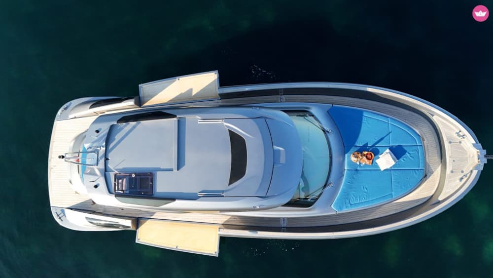 Half-day yacht trip – Beaulieu & Monaco