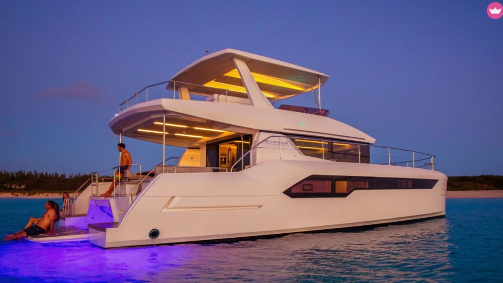 Journée en catamaran au départ d'Antibes