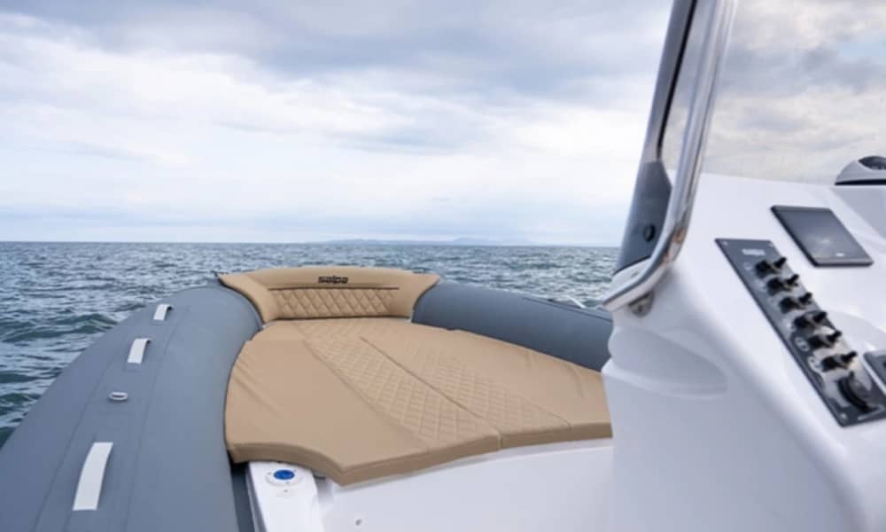 Une journée à Forio sur un bateau à moteur