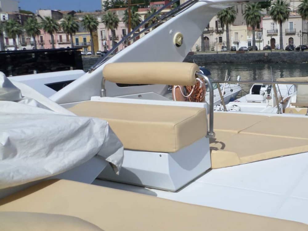 Bellezza vulcanica e fascino dell'isola: un tour classico in yacht a Vulcano e Lipari