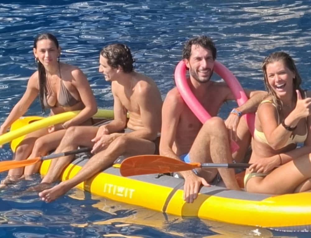 Votre journée à Beaulieu-sur-Mer : louez un bateau à moteur pour 7 h 30 de découverte.