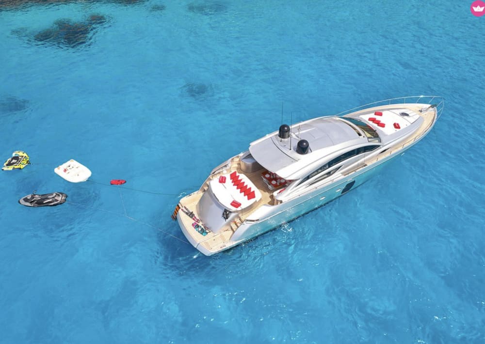Mezza giornata alle Isole di Lerino - esperienza in yacht