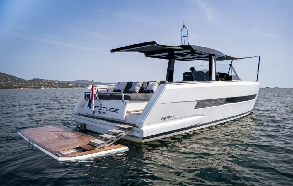 Få varje ögonblick att räknas: En heldag i solen runt Sainte-Maxime på en motorbåt